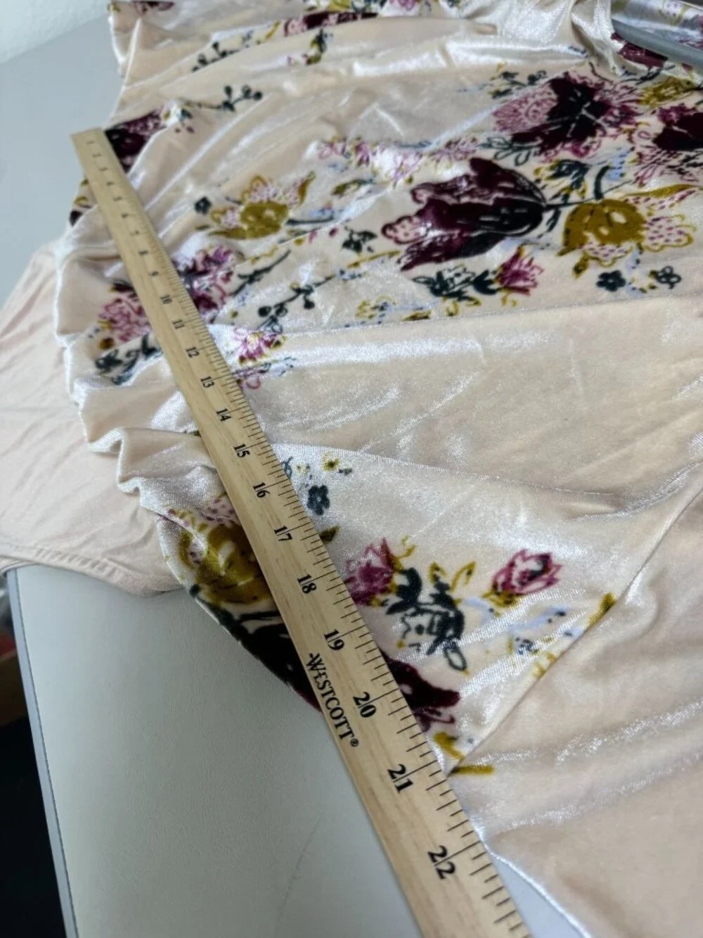 Intimately Free People Babe Slouchy Floral Velvet Bodysuit Dolman Beige size XS